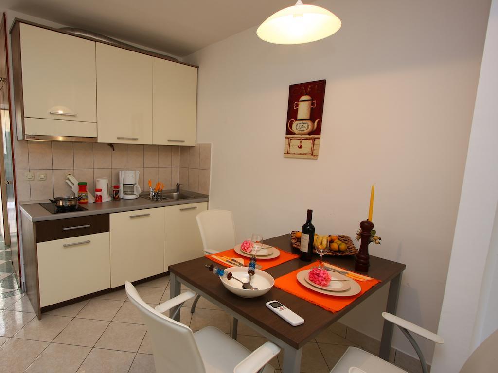 Beach Apartments Lavica Podstrana Exterior photo